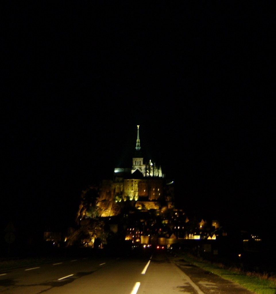 MontSaintMichel-nuit